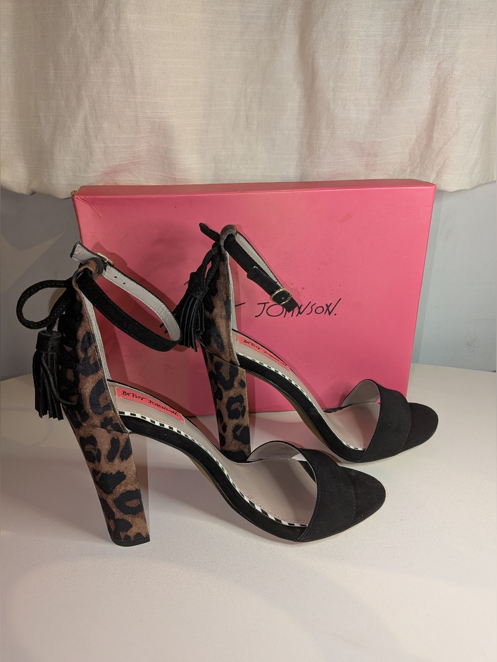 Betsey Johnson Leopard Print Heels Sz 10. New In Box Rallo Lace Up Ankle Strap